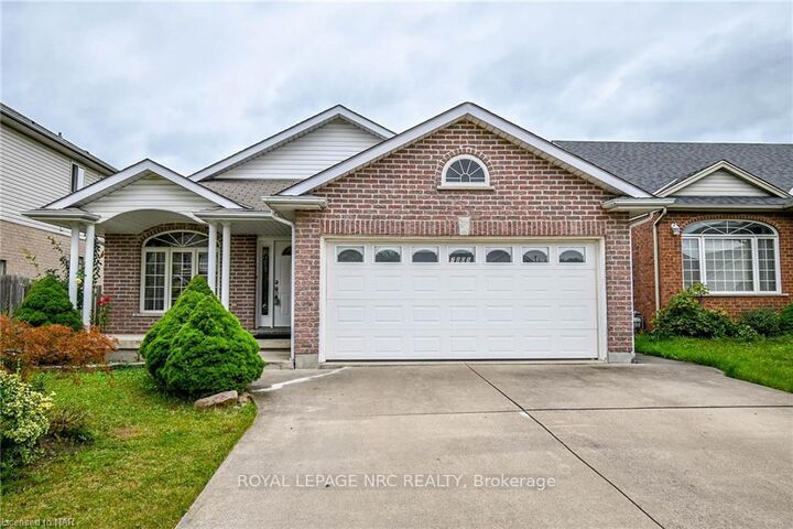 Property Photo:  7005 Kelly Drive  ON L2H 3J9 