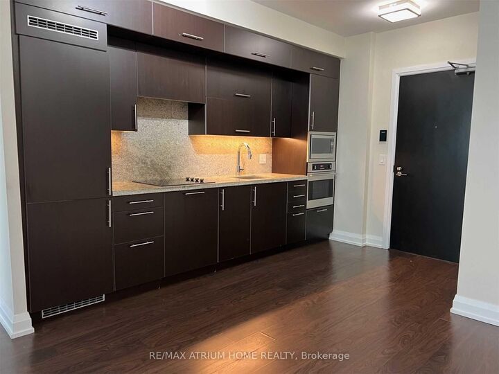 Property Photo:  2 Anndale Drive 3211  ON M2N 0G5 