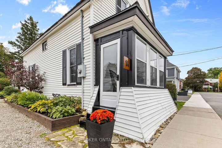 Property Photo: 14 Victoria Avenue ON K0G 1J0
