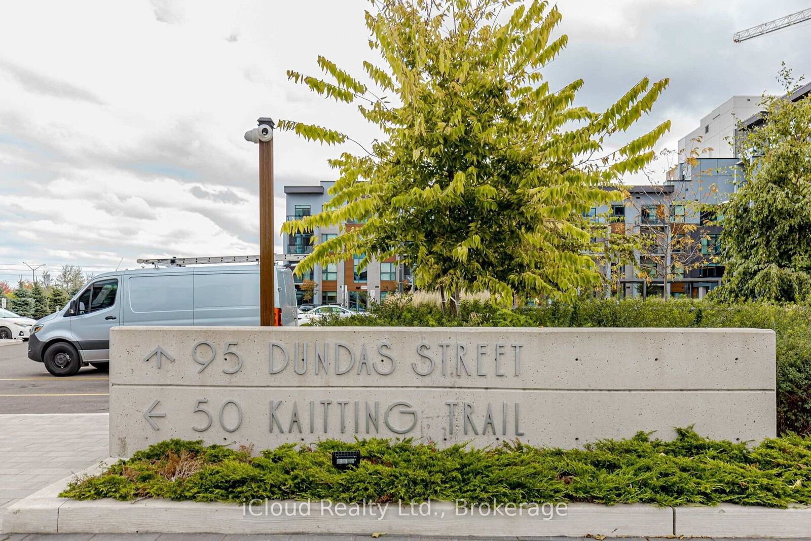 Property Photo:  95 Dundas Street 504  ON L6M 5N3 