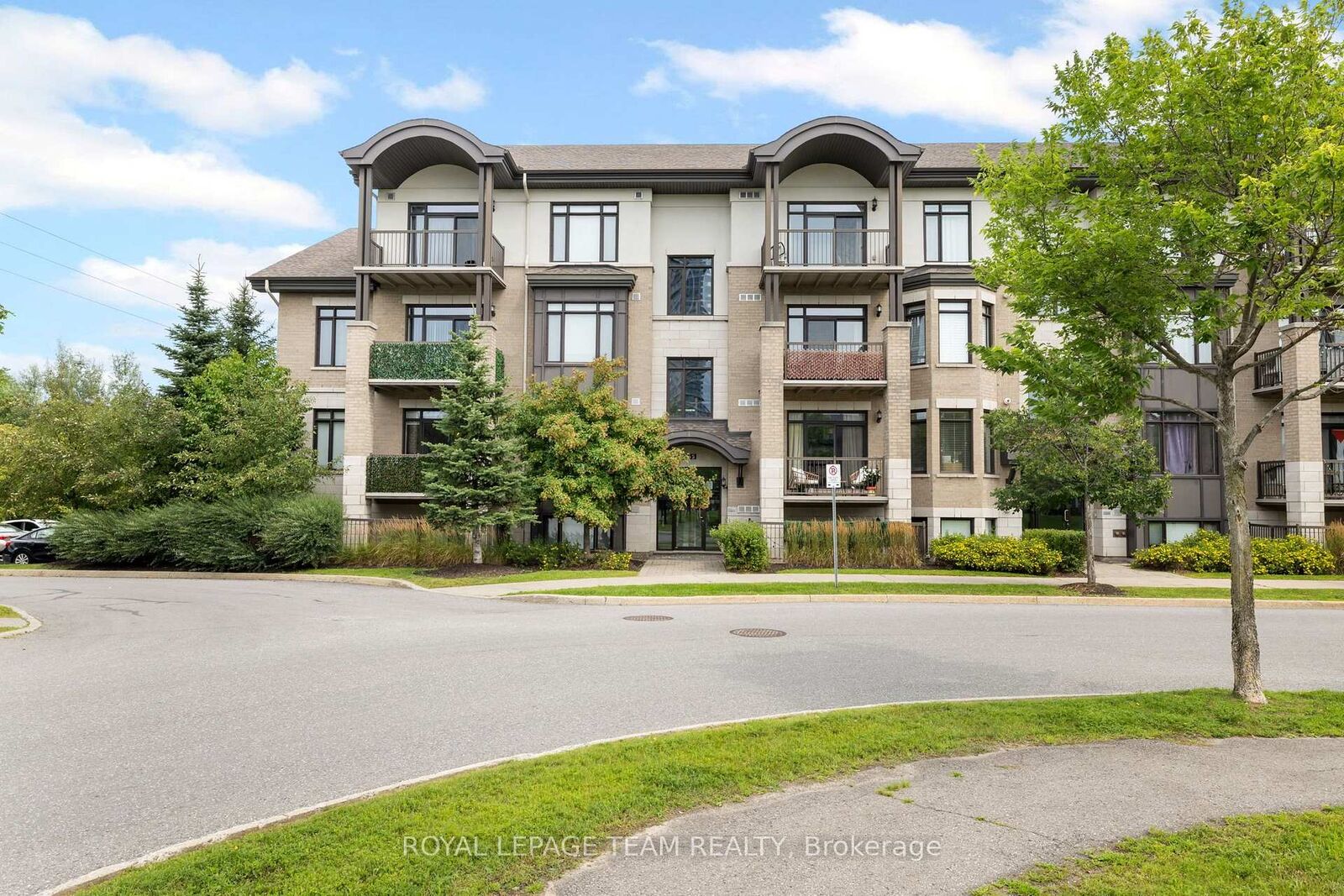 Property Photo:  655 Beauparc Private 104  ON K1J 0A2 