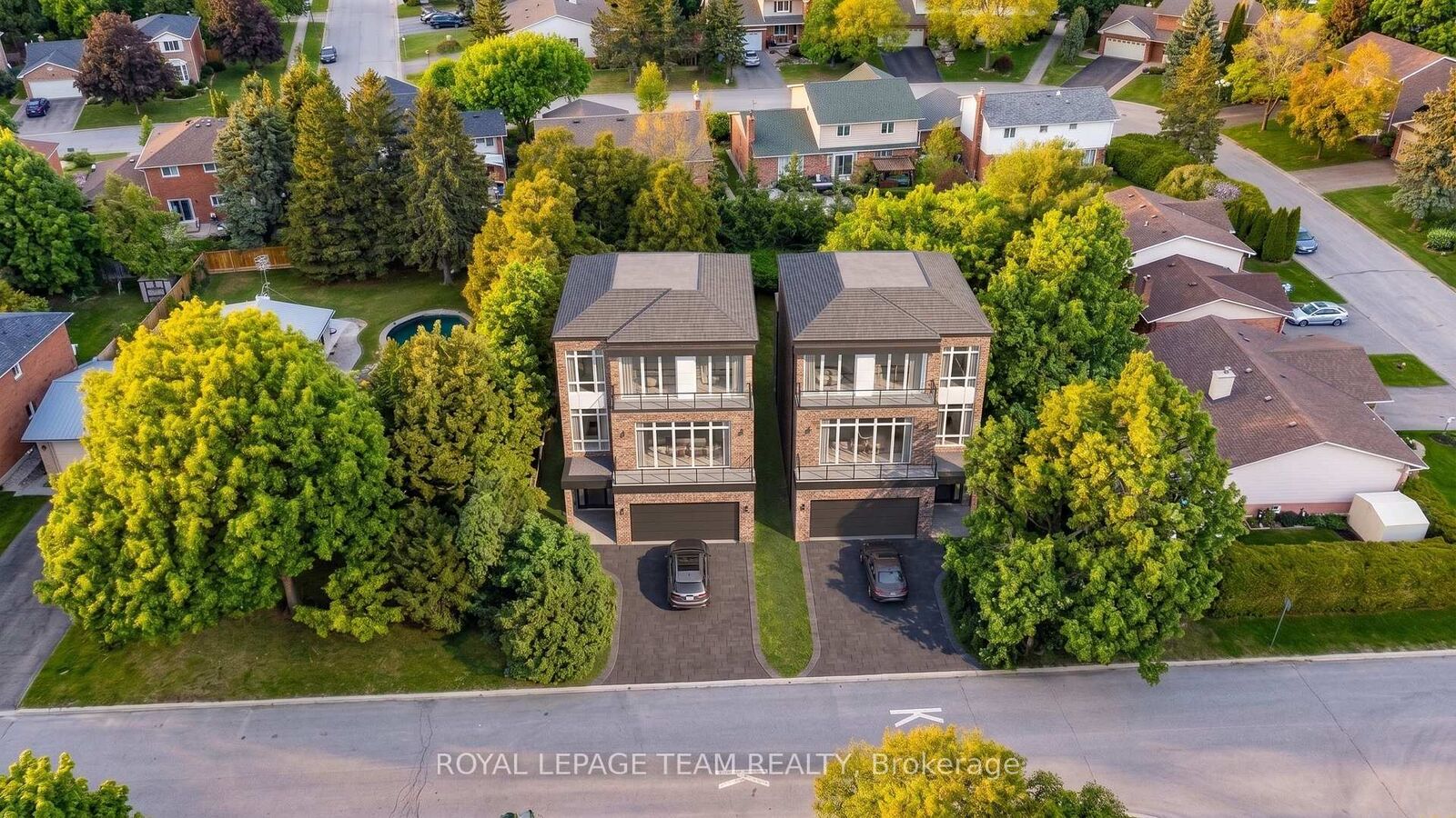Property Photo:  26 Maple Grove Road  ON K2L 2S8 