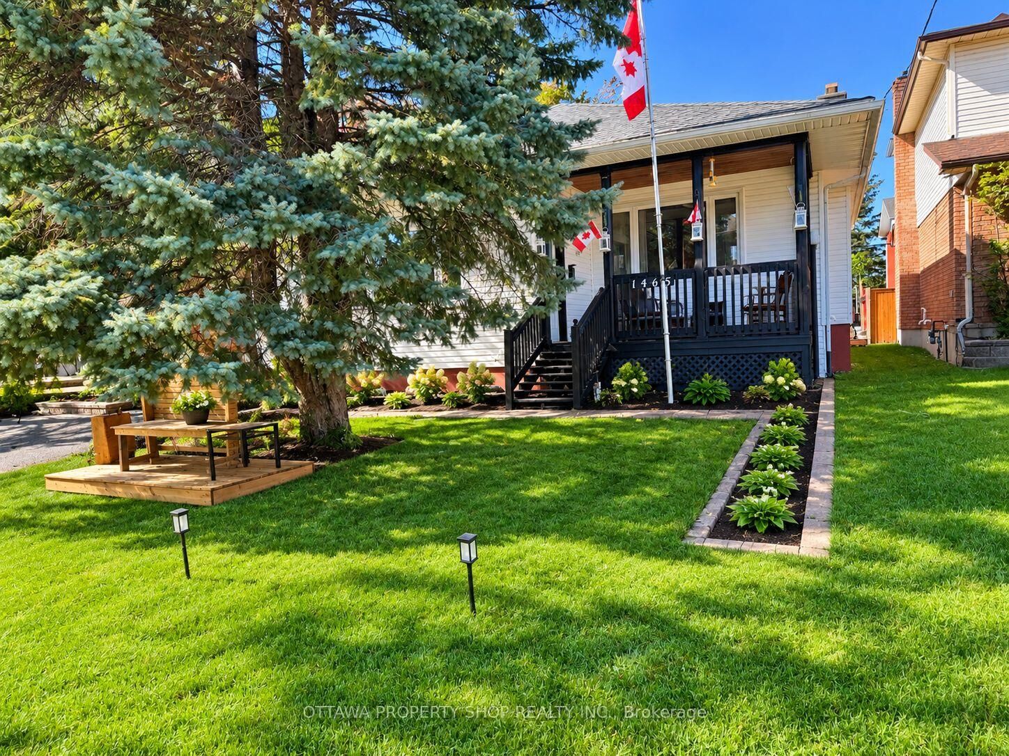 Property Photo: 1465 Queensdale Avenue ON K1T 1J2