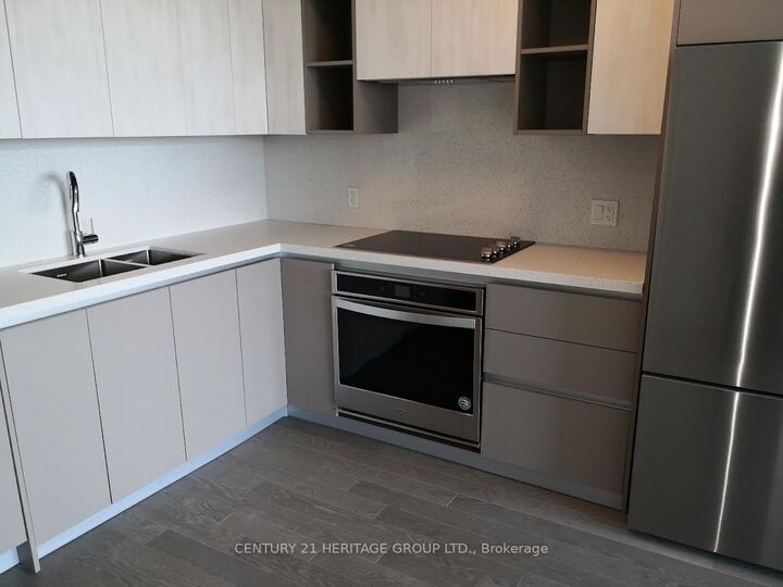 Property Photo:  396 Highway 7 N/A E Rg10  ON L4B 0G7 