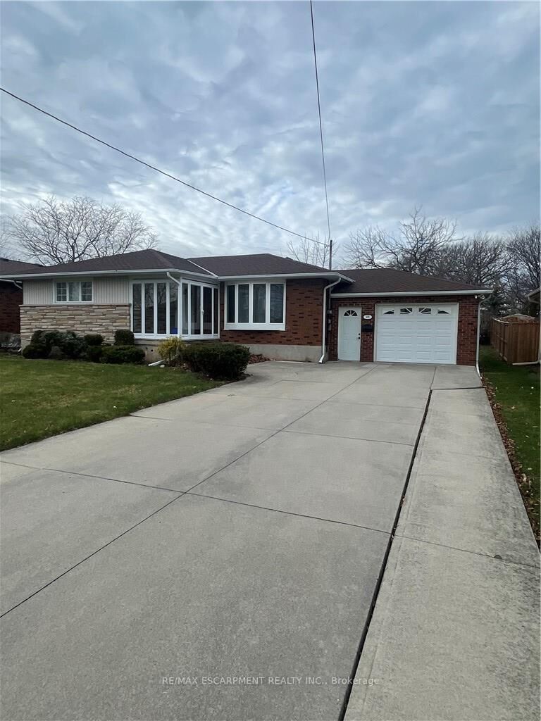 Property Photo:  23 Woodsview Avenue W  ON L3M 3S7 