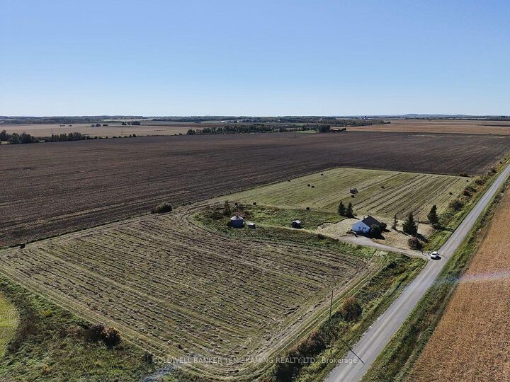 Property Photo:  225062 Denomme Road  ON P0J 1H0 