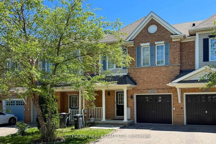 Property Photo:  3974 Stardust Drive  ON L5M 8A5 