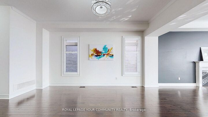 Property Photo:  19 Robert Baldwin Boulevard  ON L9N 0R3 