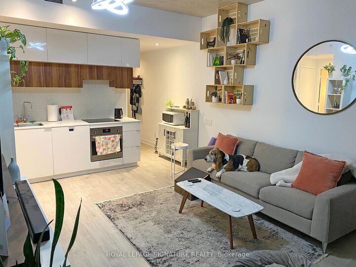 Property Photo:  185 Roehampton Avenue 201  ON M4P 0C6 