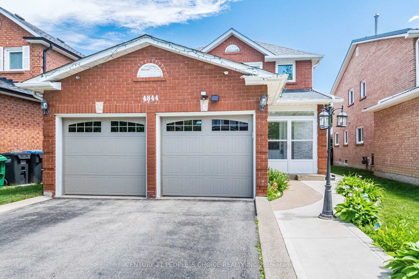 Property Photo:  4844 Owl Circle  ON L4Z 2P7 