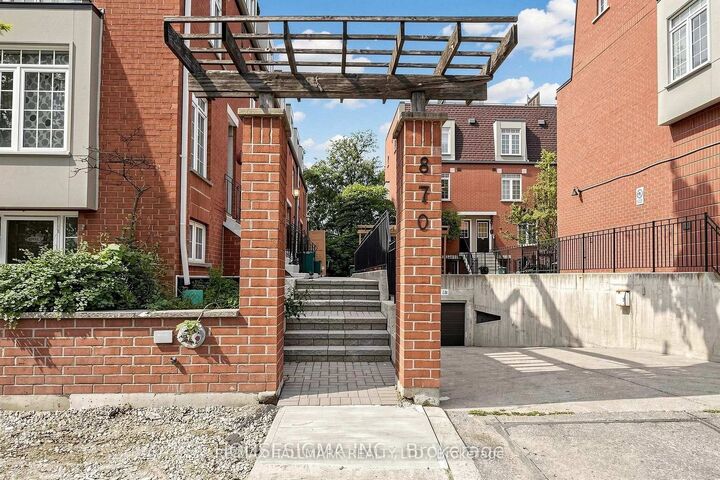 Property Photo:  870 Jane Street 106  ON M6N 4C2 