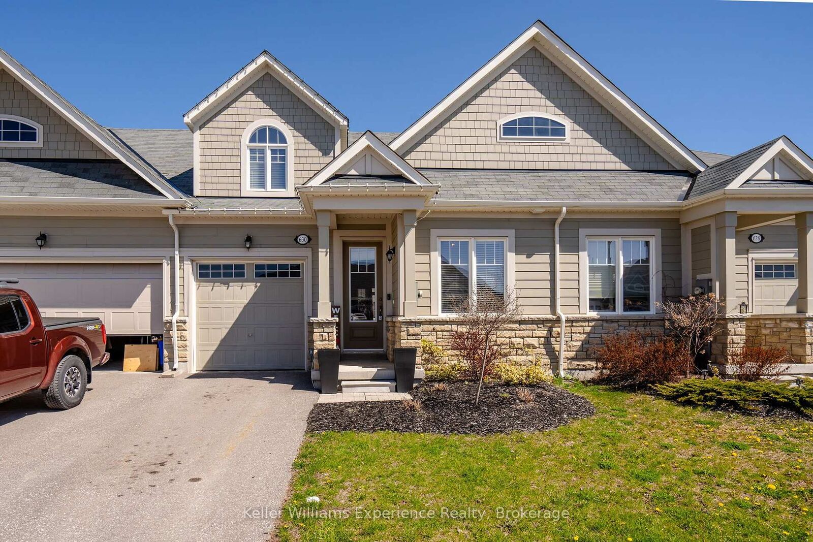 Property Photo:  630 Bayport Boulevard  ON L4R 0G4 