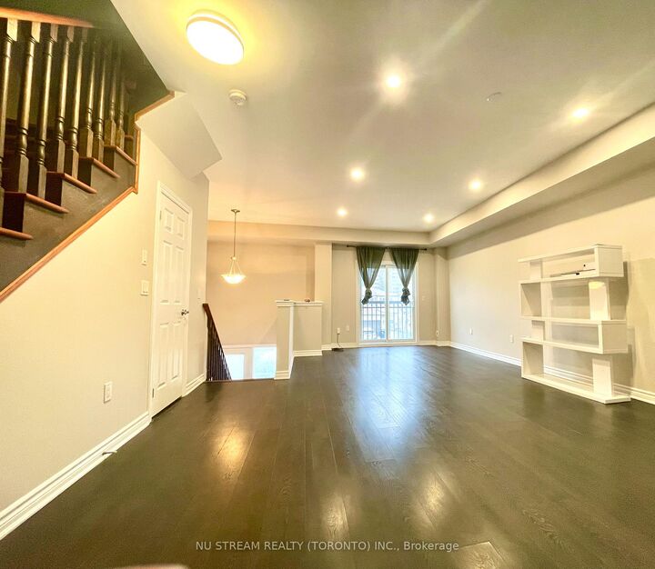 Property Photo:  67 Antibes Drive  ON M2R 0A4 