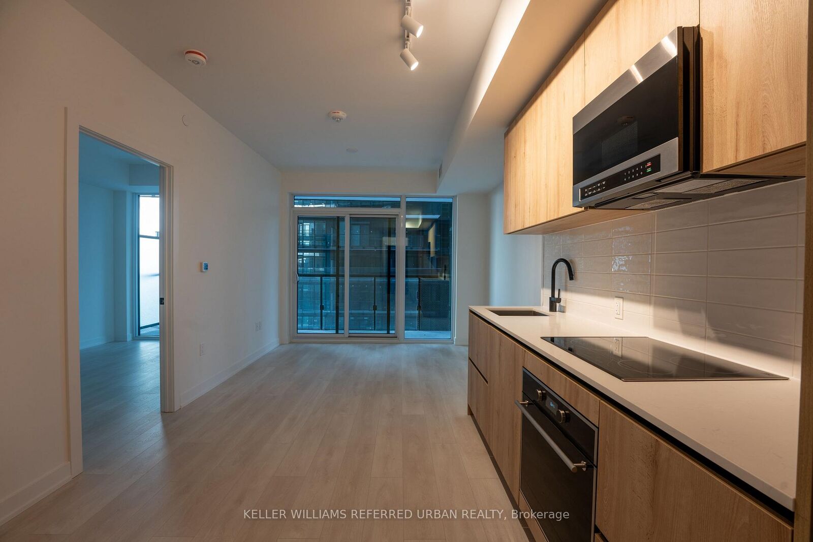 Property Photo:  117 Broadway Avenue N N1301  ON M4P 1V7 