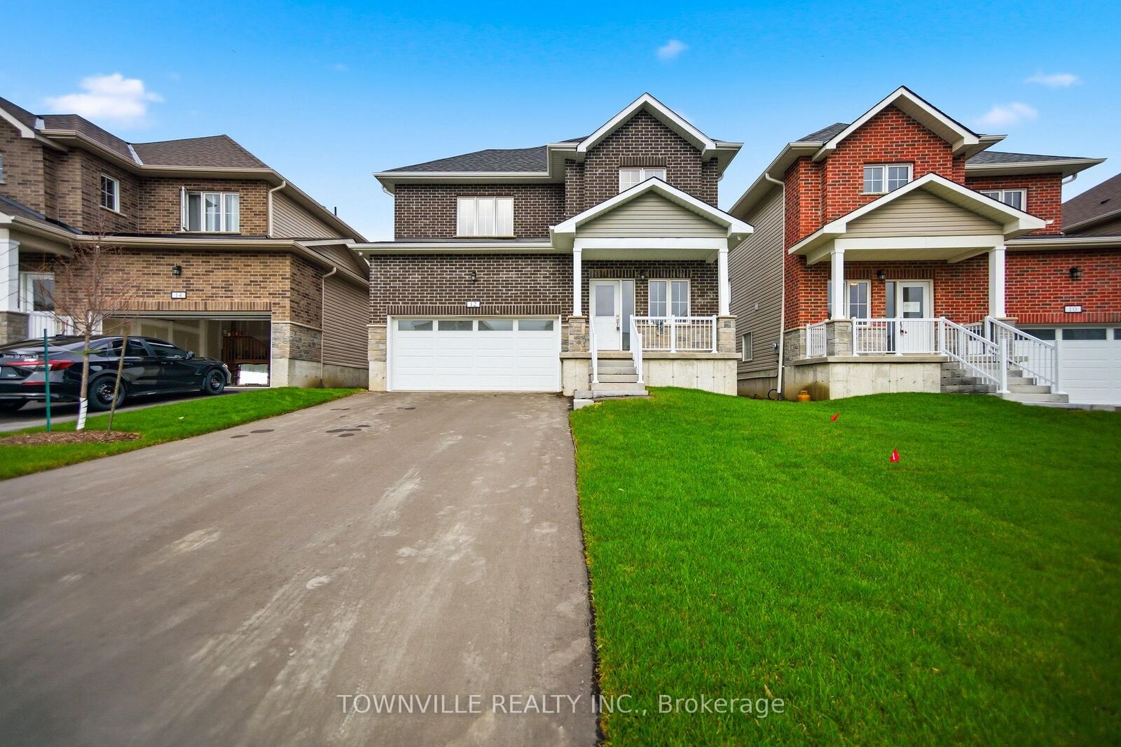 Property Photo:  12 Bradden Crescent  ON K8N 0T8 