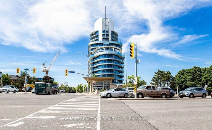 Property Photo:  2885 Bayview Avenue 1004  ON M2K 0A3 