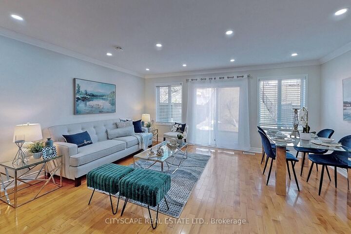 Property Photo:  343 Wildgrass Road  ON L5B 4H1 