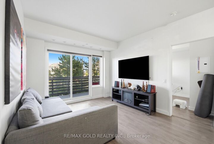 Property Photo:  5025 Harvard Road 211  ON L5M 0W6 