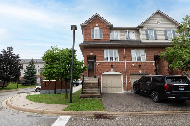 Property Photo:  4950 Albina Way 72  ON L4Z 4J7 