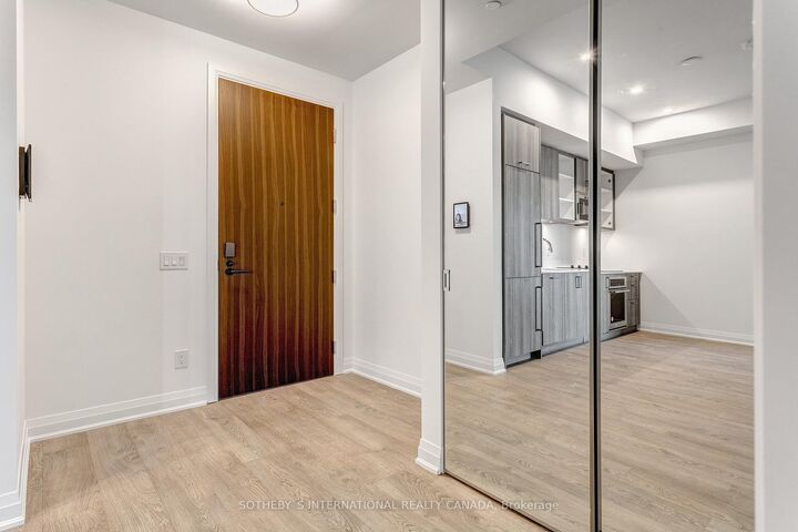 Property Photo:  280 Howland Avenue Gph29  ON M5R 1V9 