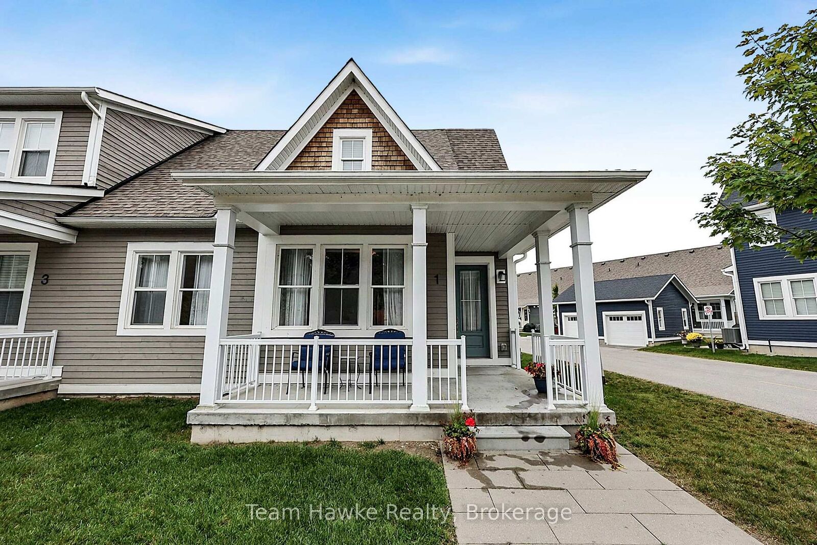 Property Photo:  1 Samantha Lane 0  ON L4R 0H4 