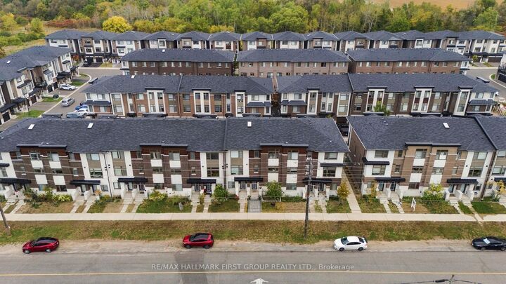 Property Photo:  250 Finch Avenue 303  ON L1V 0G6 
