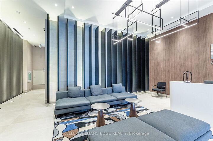 Property Photo:  212 King William Street E 418  ON L8N 1B5 