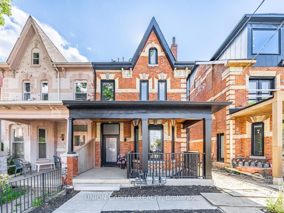 Property Photo:  156 Dovercourt Road 1  ON M6J 3C4 