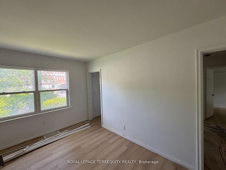 Property Photo:  191 Finch Avenue W  ON M2R 1M2 