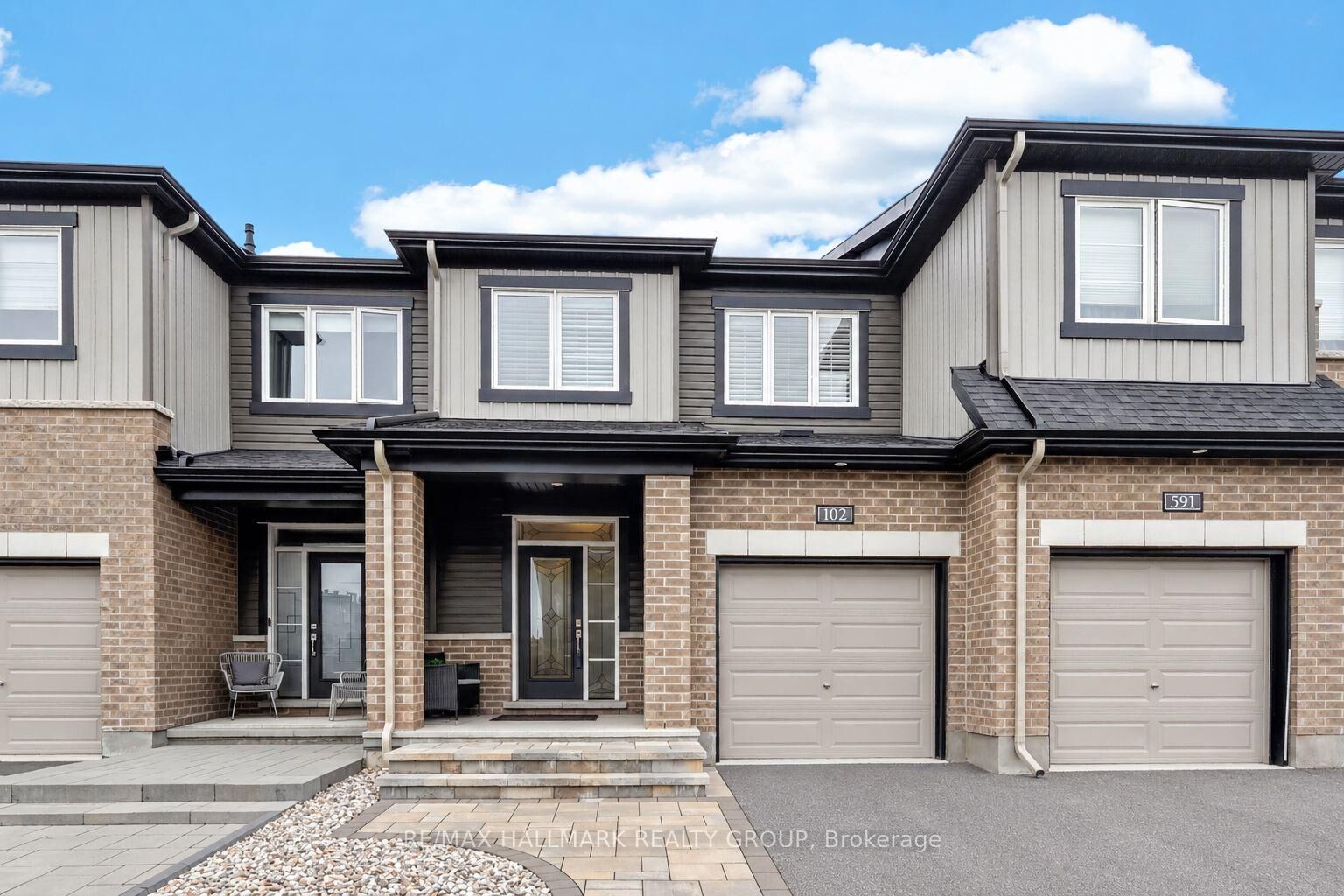 Property Photo: 102 Aquarium Avenue ON K4A 5G6