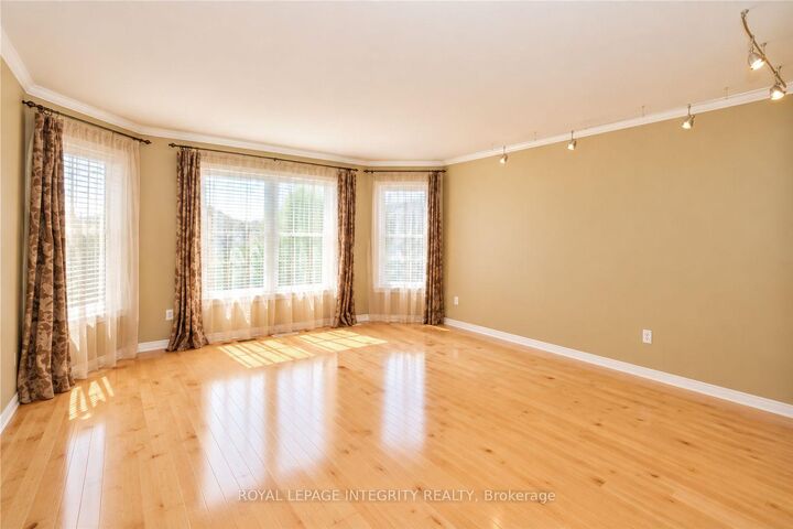 Property Photo:  133 Shady Grove Street  ON K2G 6Z5 