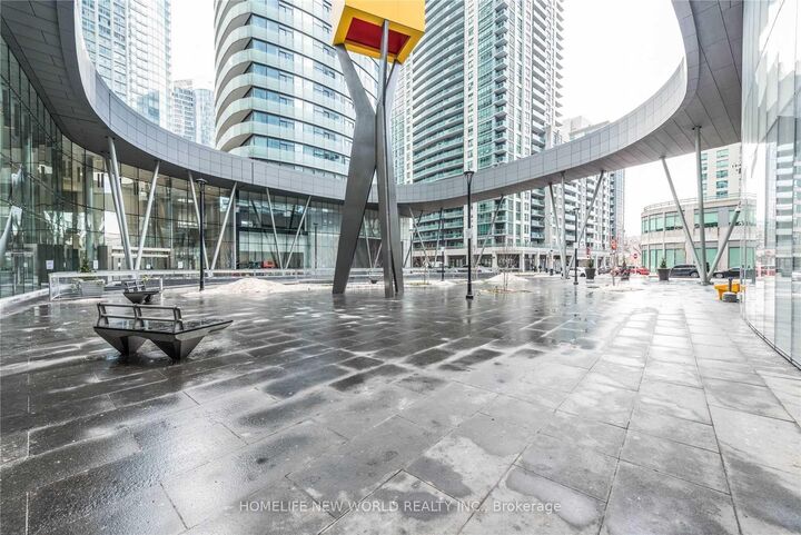Property Photo: 14 York Street 5709 ON M5J 0B1