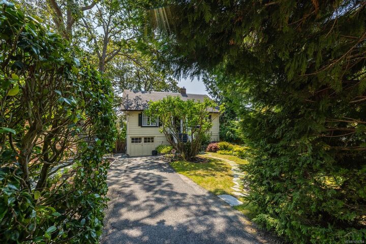 Property Photo:  3358 Cook St  BC V8X 1A8 
