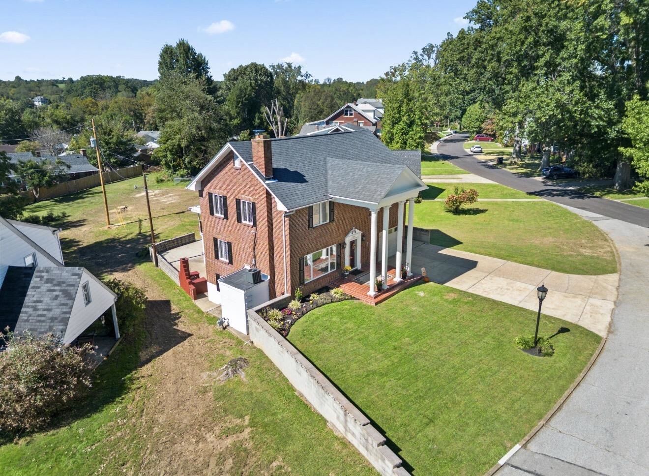 Property Photo: 2700 Cumberland Avenue KY 41102