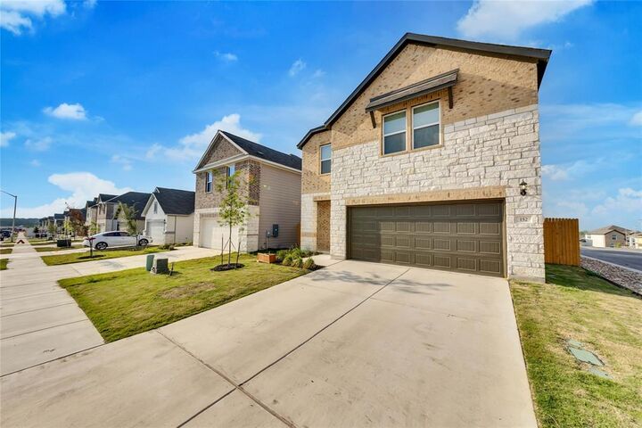 Property Photo:  152 Breccia Trail  TX 78642 