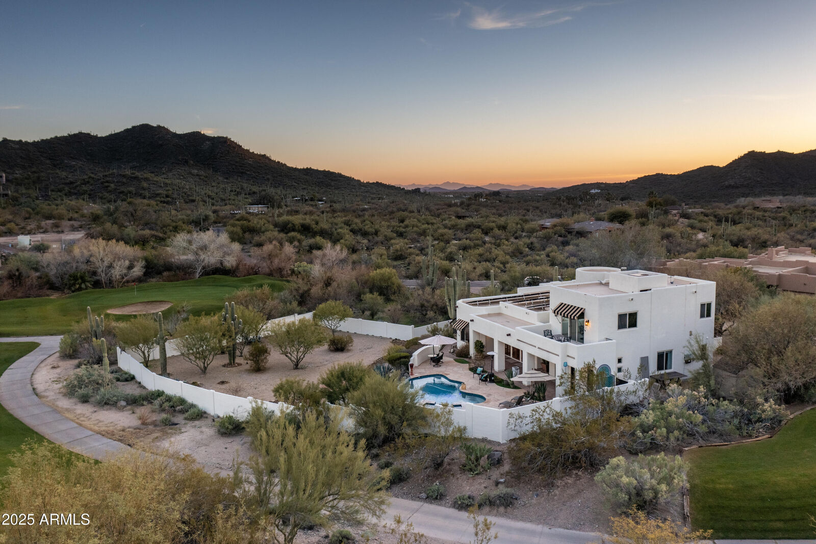 Property Photo: 5578 E Fairway Trail AZ 85331