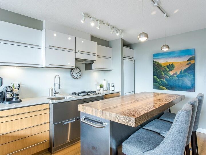 Property Photo:  718 Main Street 605  BC V6A 0B1 