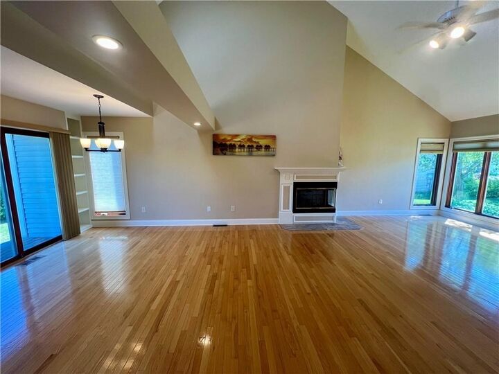 Property Photo:  35 Hayfield Way  NY 14534 