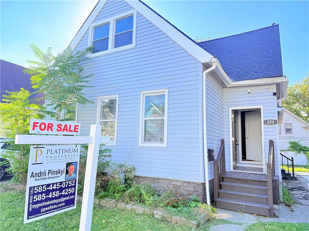 Property Photo:  371 Hague Street  NY 14611 
