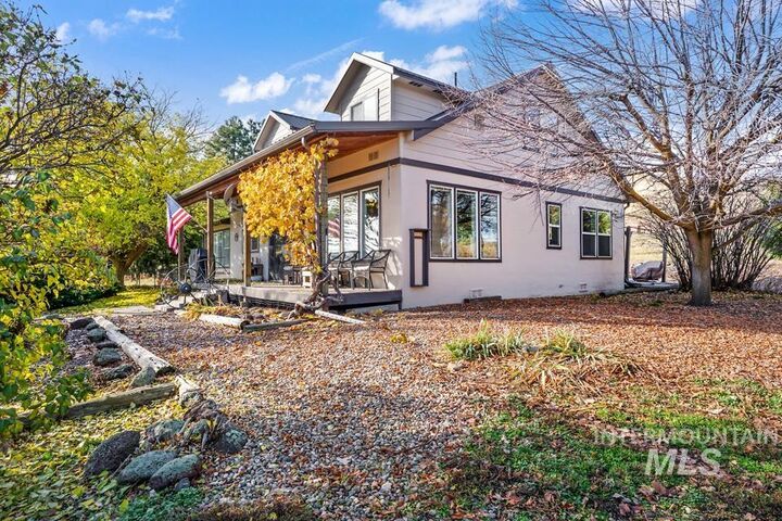 Property Photo:  7025 Bluebird Lane  ID 83670 