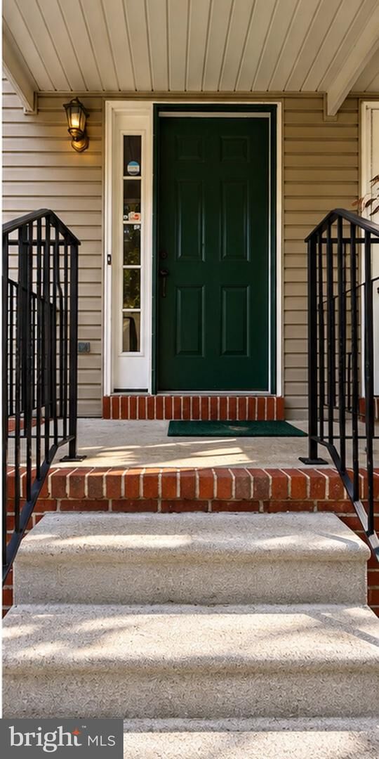 Property Photo: 533 Williamsburg Way PA 19406