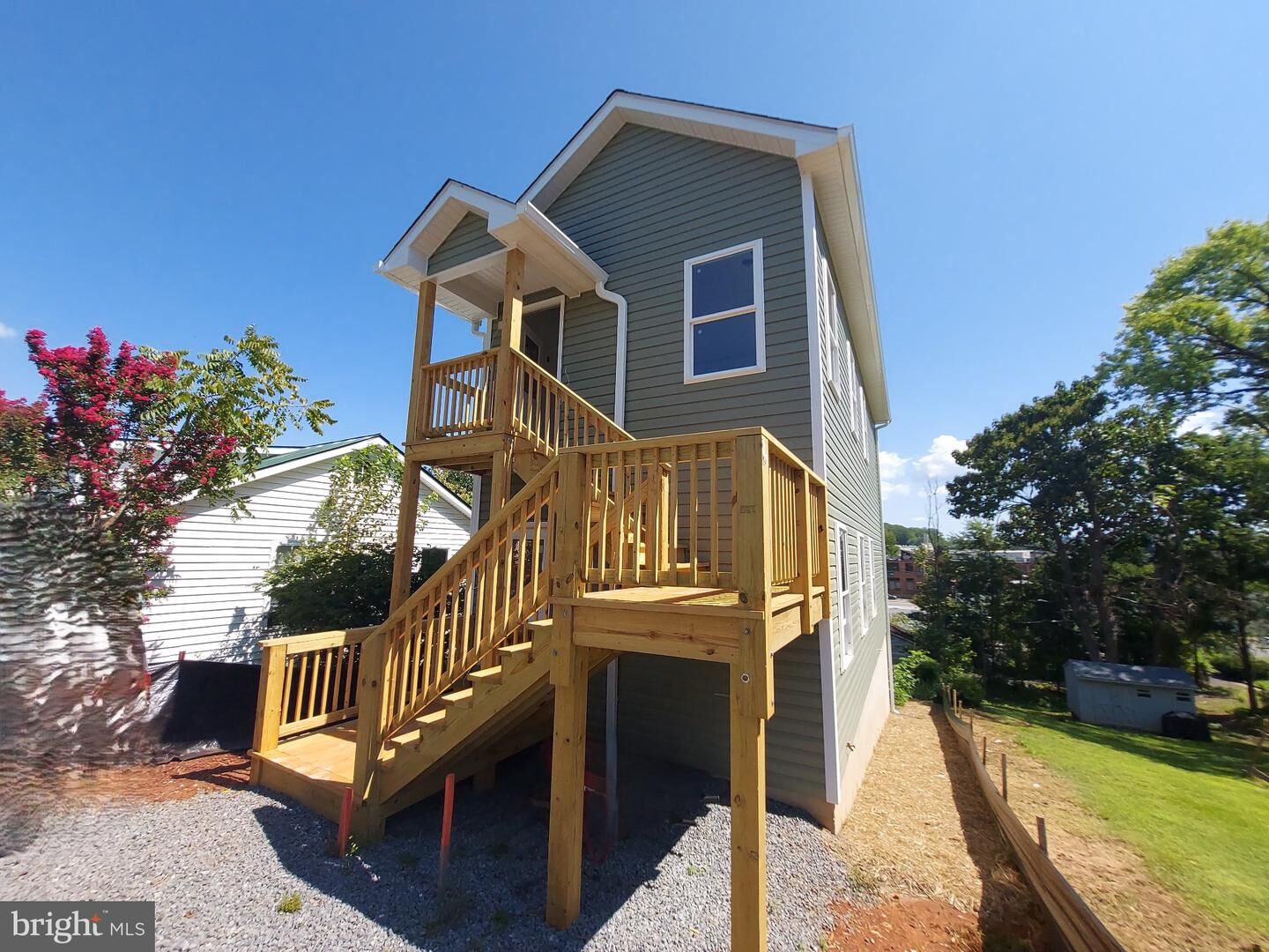 Property Photo: 307 Belleview Avenue A VA 22960