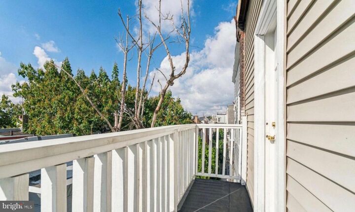 Property Photo:  2814 W Oxford Street 3  PA 19121 