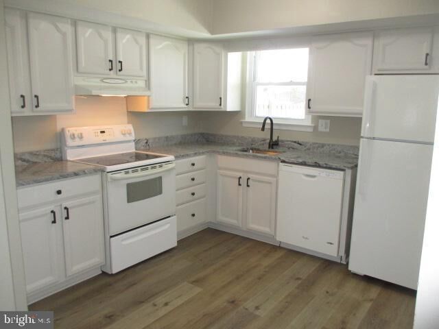 Property Photo: 6 Orchard Court PA 19468