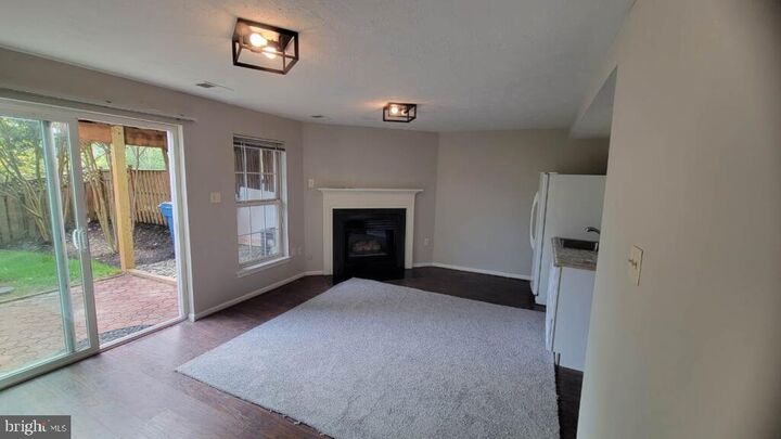 Property Photo:  44077 Tippecanoe Terrace  VA 20147 
