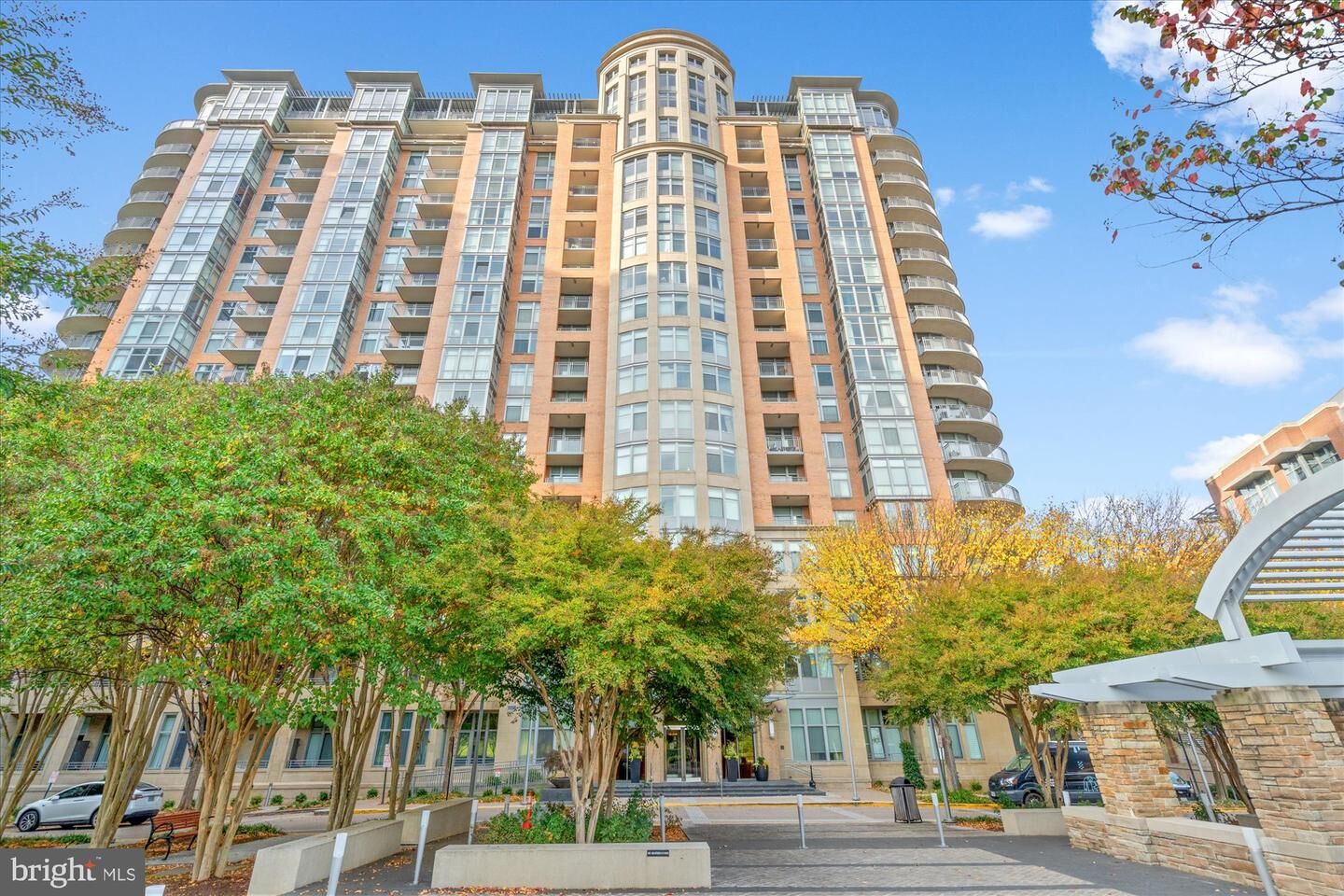 Property Photo:  8220 Crestwood Drive 908  VA 22102 