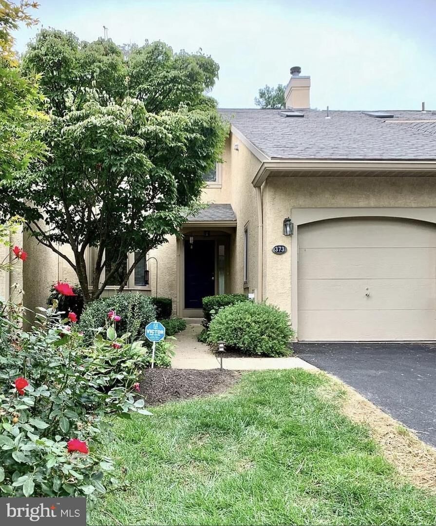 Property Photo:  373 Linden Drive 37-3  PA 19027 