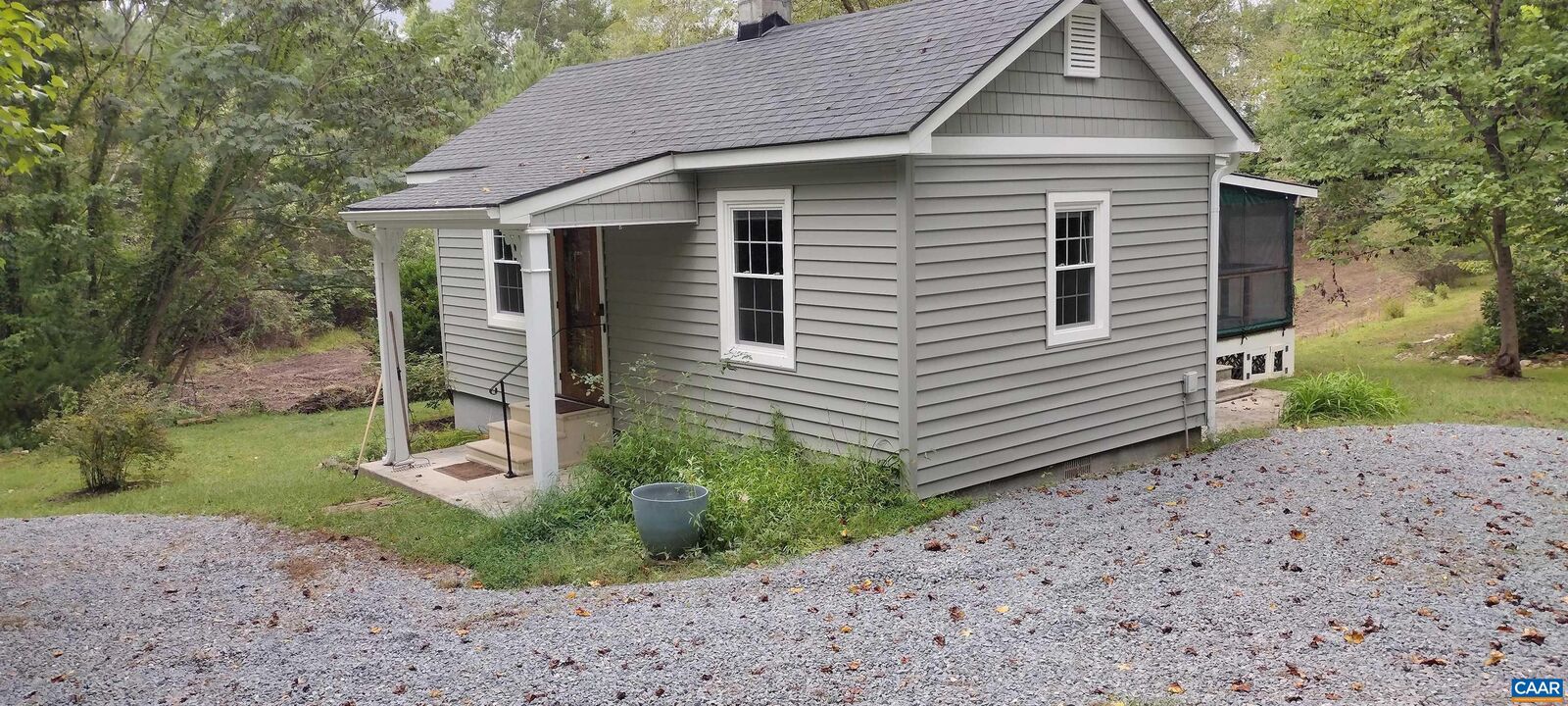 Property Photo: 12343 Shannon Hill Rd VA 23093