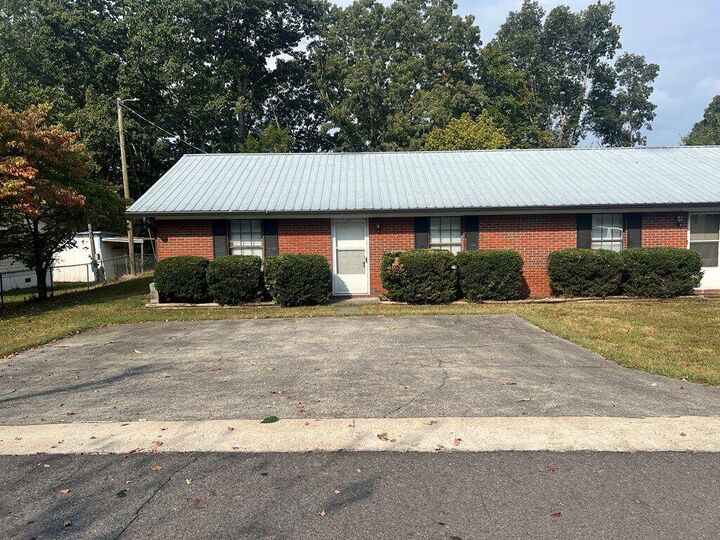 Property Photo:  1886 Boyd Drive  GA 30740 