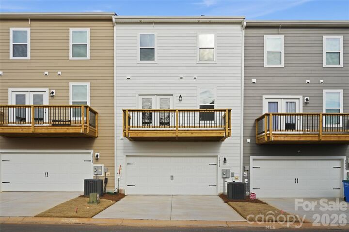 Property Photo:  12720 Axel Road  NC 28134 